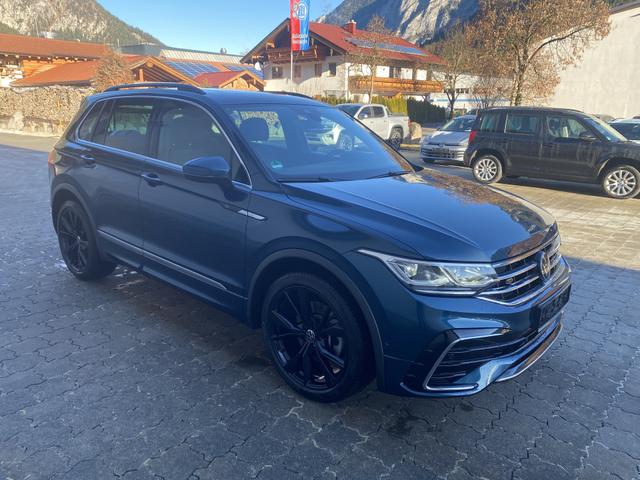 Volkswagen Tiguan - 2.0 TDI R-Line 4Motion-R-Cam,ACC,Navi,LHZ,AppCon.