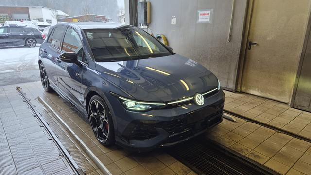Volkswagen Golf - VIII 2.0 TSI GTI Clubsport,ACC,Pano,R-Cam,LHZ,Navi,IQLight