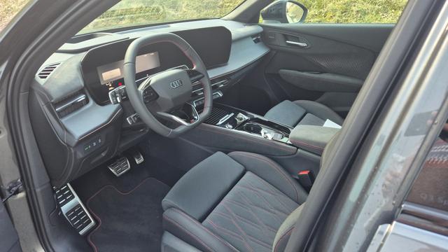 Audi Q3 Sportback S-Line, Panodach,AHK,HuD 