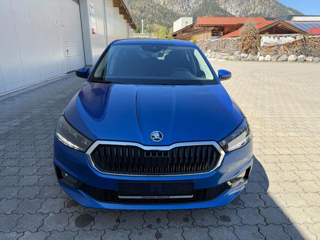 Skoda Fabia Drive Plus 130 1.0 TSI DSG,R-Cam, SHZ,AppCon.5J.Garantie 
