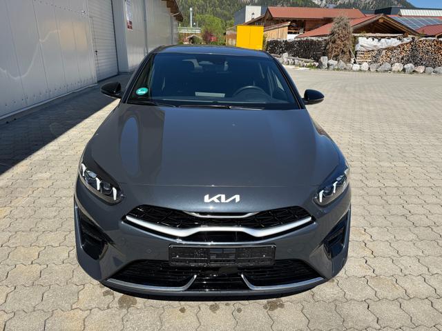 Kia ProCeed 1.5 T-GDI GT-Line,Navi, AppCon.,SHZ,LHZ.FSH,R-Cam,AHK,8-fach 