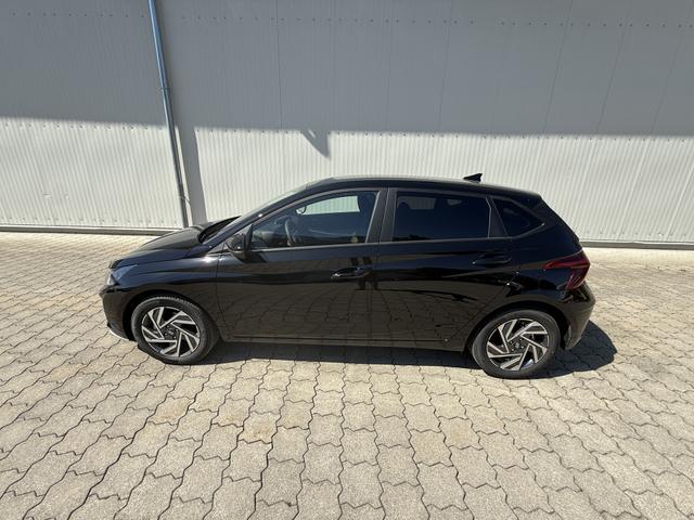 Hyundai i20 1.0 T-GDI Family , LHZ,R-Cam,Navi,App.Con,SHZ, Keyless 