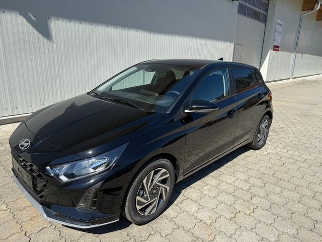 Hyundai i20 1.0 T-GDI Family , LHZ,R-Cam,Navi,App.Con,SHZ, Keyless 