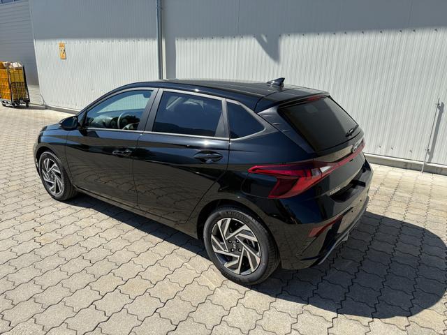 Hyundai i20 1.0 T-GDI Family , LHZ,R-Cam,Navi,App.Con,SHZ, Keyless 
