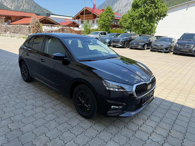 Skoda Fabia - Drive Plus 130 - 1.0 TSI DSG 5 J. Gar.,R-Cam,App.Con,SHZ,