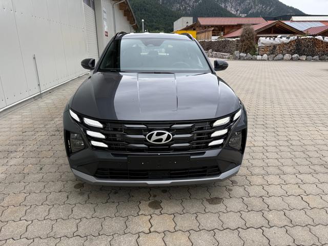 Hyundai TUCSON 1.6 T-GDI Family AT 4WD,Navi,R-Cam,SHZ,AppCon. 