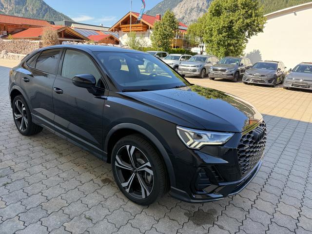 Audi Q3 Sportback - 40 TDI quattro S line 2,0 TDI, Pano, Navi, Leder, Black Pack,AHK