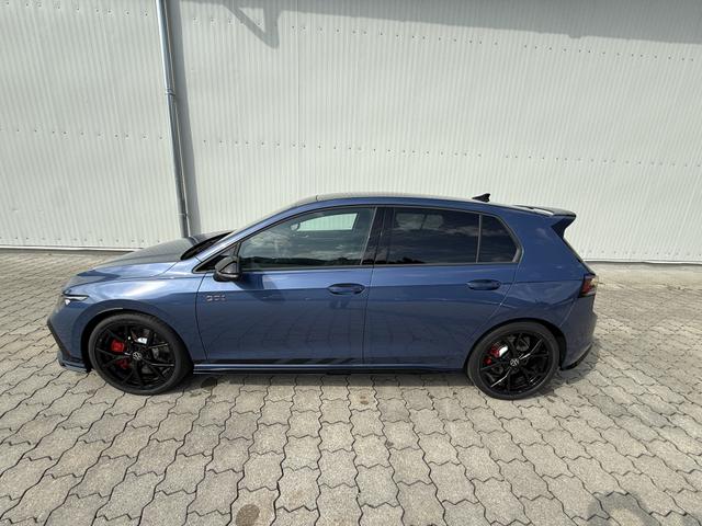 Volkswagen Golf VIII 2.0 TSI GTI Clubsport, IQ Light, R-Cam,DCC.Pano,ACC.Harmann Kardon 