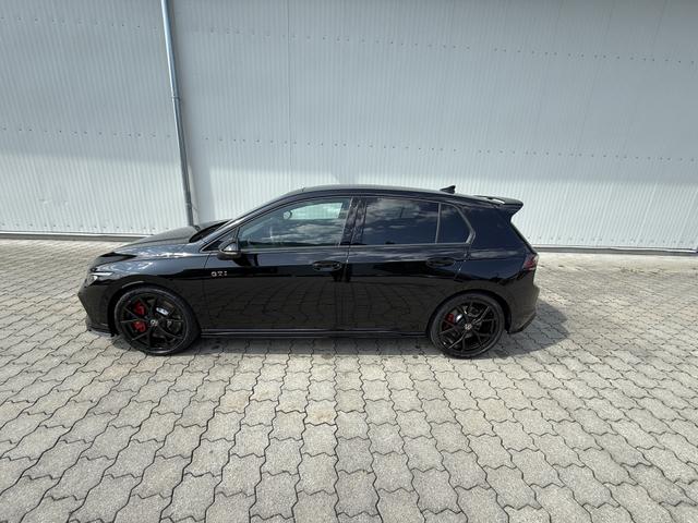 Volkswagen Golf VIII 2.0 TSI GTI Clubsport, IQ Light, R-Cam,DCC.Pano,ACC.Harmann Kardon 