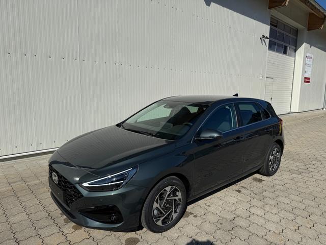 Hyundai i30 HB 1.6 T-GDI 7DCT Family,LHZ,SHZ,Navi,AppCon.,R-Cam 