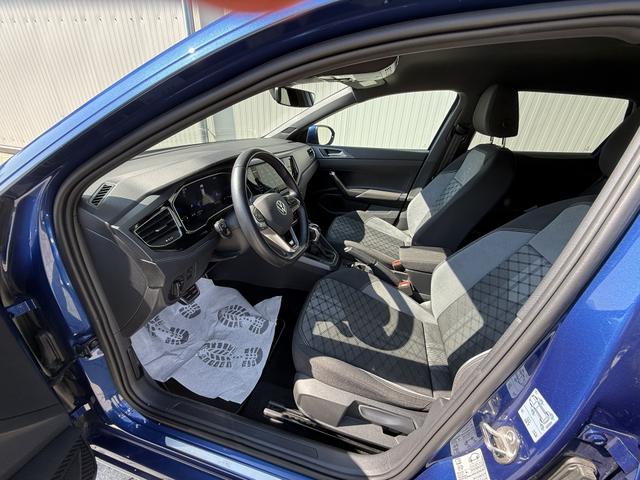 Volkswagen Taigo R-Line 1.5 TSI DSG, ACC,SHZ,AppCon.,Navi,8-fach,R-Cam 