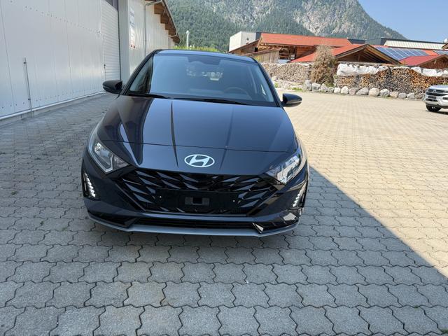 Hyundai i20 FL 1.0 TGDI 7DCT Family, R-Cam,Navi,LHZ,SHZ,ICC 