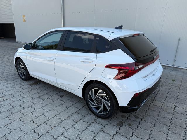 Hyundai i20 FL 1.0 TGDI 7DCT Family, R-Cam,Navi,LHZ,SHZ,ICC 