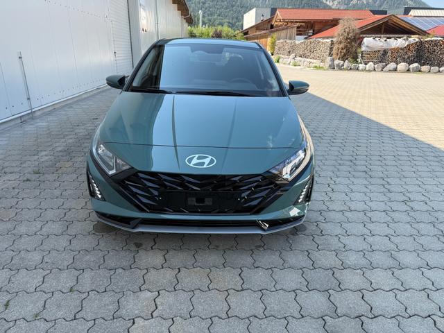 Hyundai i20 FL 1.0 TGDI 7DCT Family, R-Cam,Navi,LHZ,SHZ,ICC 