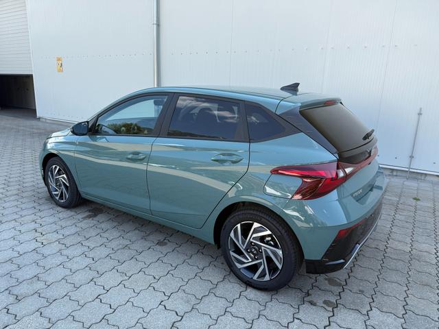 Hyundai i20 FL 1.0 TGDI 7DCT Family, R-Cam,Navi,LHZ,SHZ,ICC 