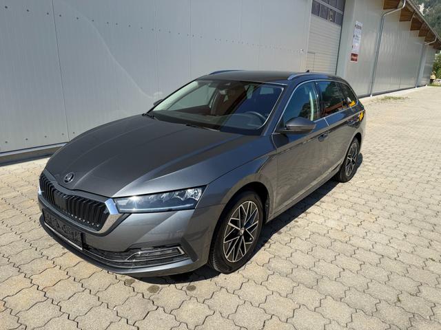Skoda Octavia Combi 2.0 TSI DSG Style 4x4, AHK,R-Cam,ACC,AppCon. 