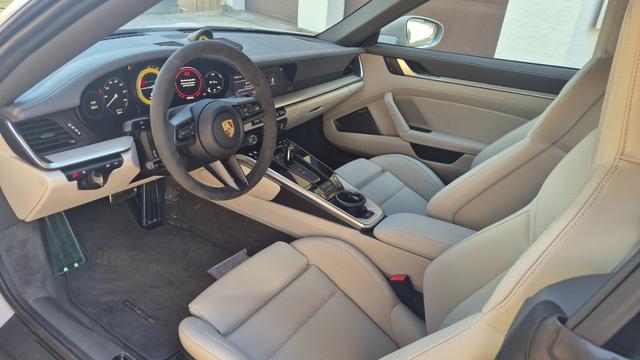 Porsche 911 Cabriolet Carrera 3.8 Turbo S Cabriolet,Burmester,Matrix Beam, 