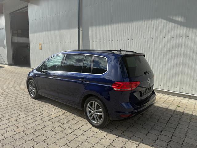 Volkswagen Touran 1.5 TSI DSG Prime 7-Sitze,ACC,Navi,R-Cam,SHZ,el.Heckkl,AppCon. 