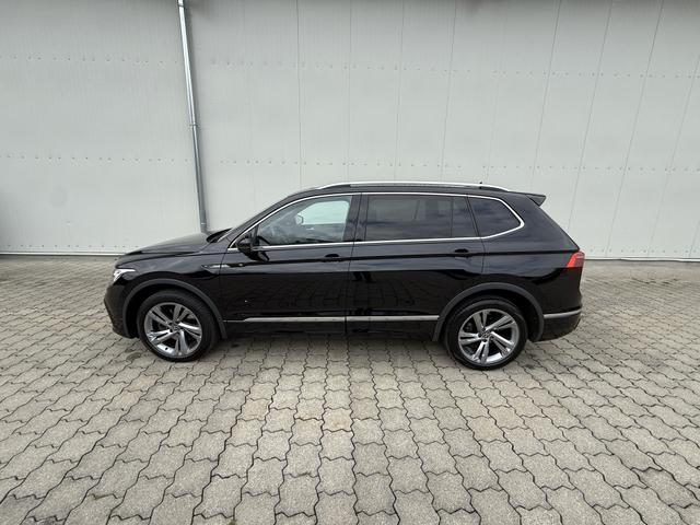 Volkswagen Tiguan Allspace 2.0 TSI DSG R-Line 4Motion,7-Sitzer,ACC,R-Cam,Navi 