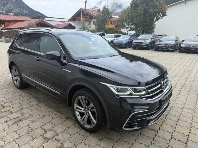 Volkswagen Tiguan Allspace - 2.0 TSI DSG R-Line 4Motion,7-Sitzer,ACC,R-Cam,Navi