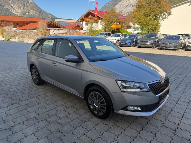 Skoda Fabia Combi - 1.0 TSI Ambition,AHK,8-fach,SHZ,Hundegitter