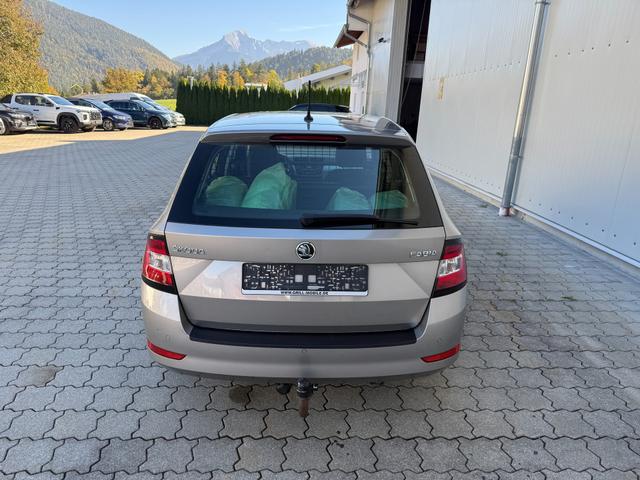 Skoda Fabia Combi 1.0 TSI Ambition,AHK,8-fach,SHZ,Hundegitter 