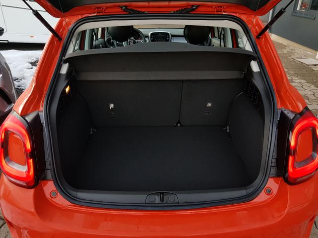 Fiat / 500X / Orange / / / 500X Urban Cult 1,0 88KW Lane Assist, Klima, Apple CarPlay