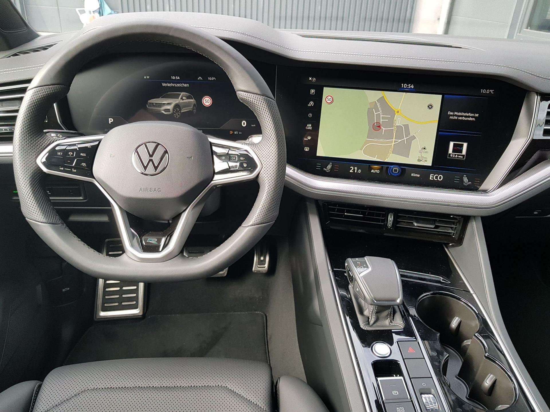 VW Touareg Touareg R-Line 3.0 l V6 TDI 4MOTION 8-Gang-Automatik