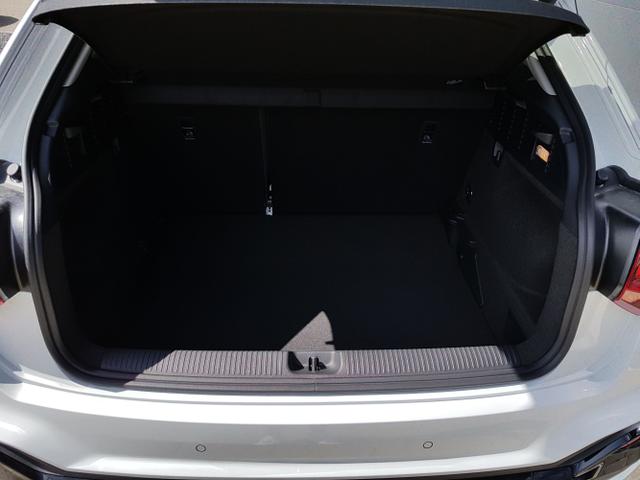 Audi Q2 S-Line 35TFSI S-Tronic 110KW Matrix LED, SHZ, Blackpack, Garantie 