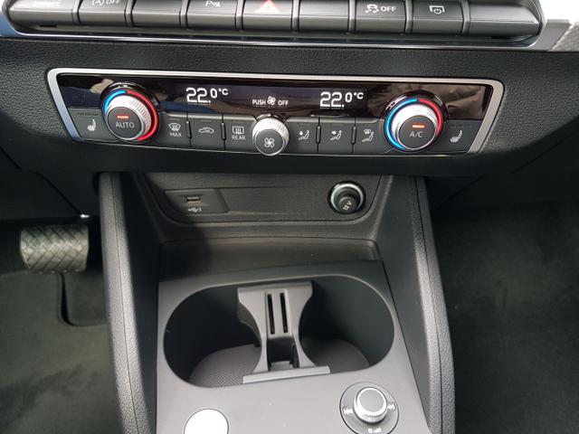 Audi Q2 S-Line 35TFSI S-Tronic 110KW Matrix LED, SHZ, Blackpack, Garantie 