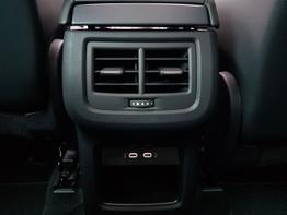 Seat / Ateca / Grau /  /  / Ateca FR 2,0TDI DSG 110KW DCC, Navi, Pano, AHK, SHZ, 360°