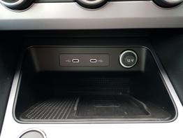 Seat / Ateca / Grau /  /  / Ateca FR 2,0TDI DSG 110KW DCC, Navi, Pano, AHK, SHZ, 360°