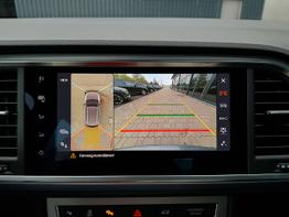 Seat / Ateca / Grau /  /  / Ateca FR 2,0TDI DSG 110KW DCC, Navi, Pano, AHK, SHZ, 360°