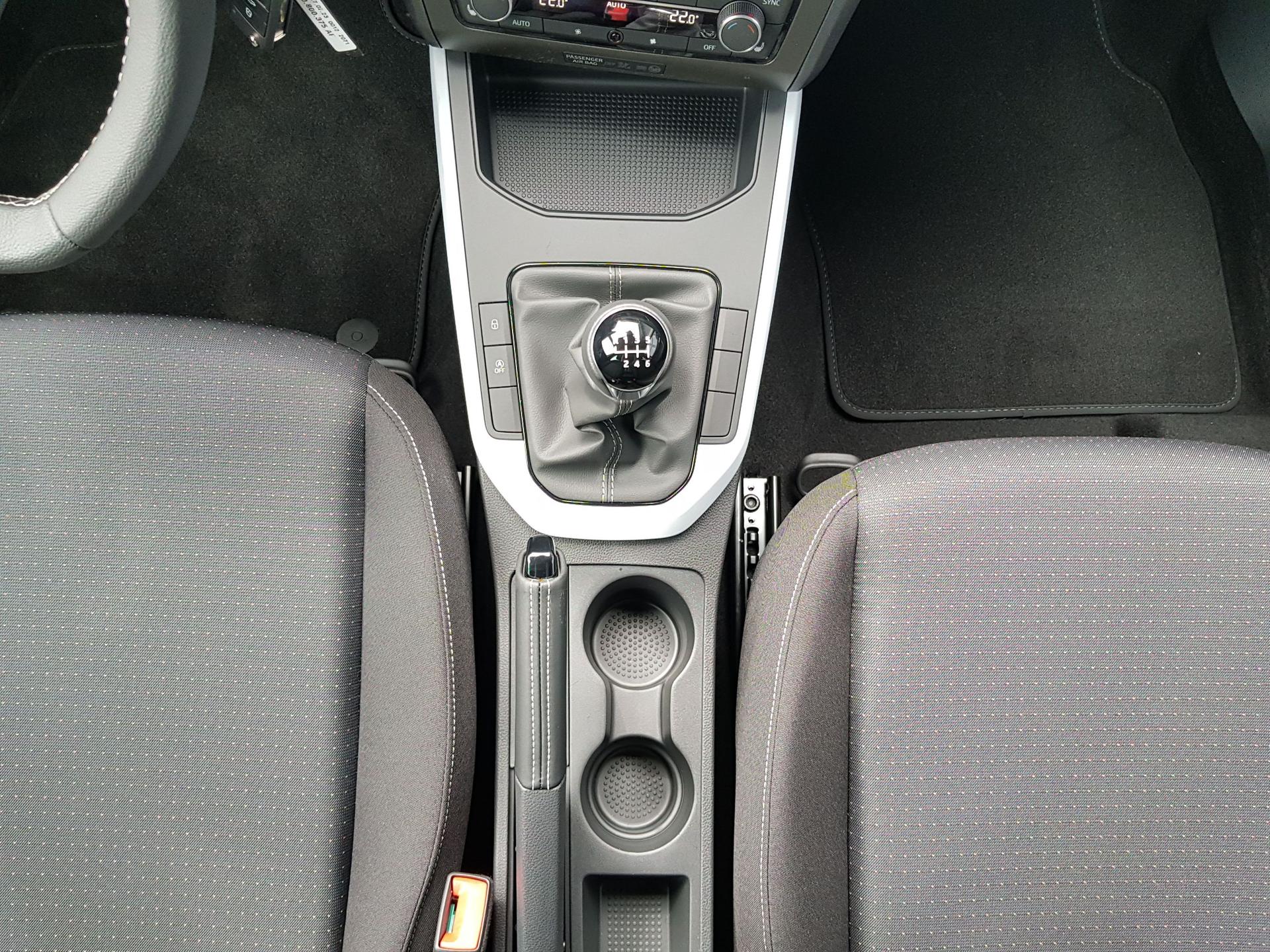 Seat Arona Style 1,0TSI 81KW SHZ, Garantie, Climatronic - günstig kaufen