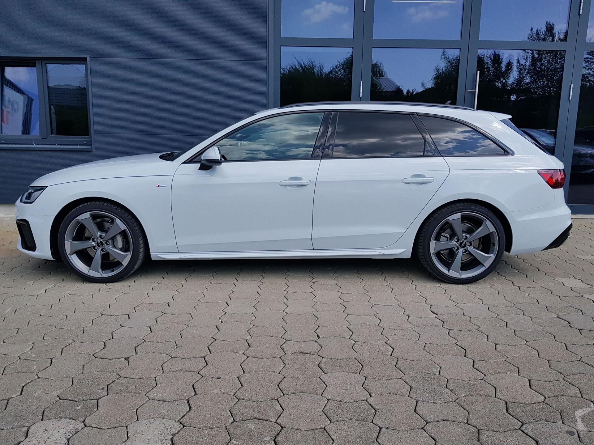 AUDI A4 AVANT 2.0 TDI S Tronic 110KW SW 5-door (Euro 6D)