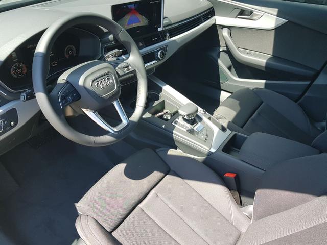 Audi / A4 Limousine / / / / 