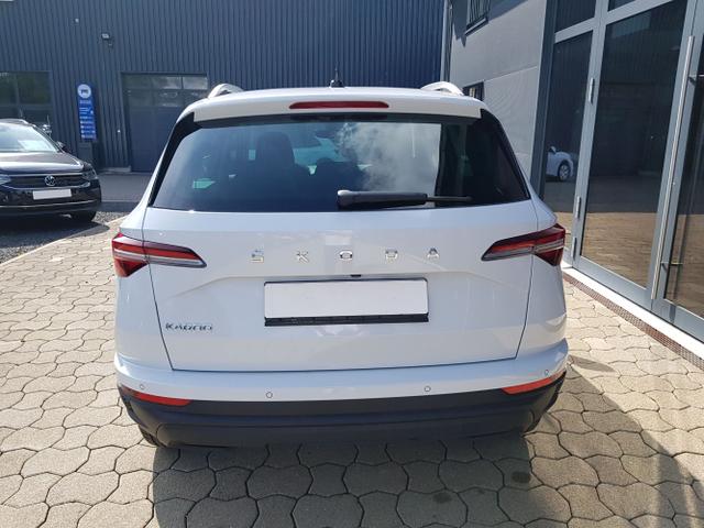 Skoda / Karoq / Weiß / / / Karoq Selection 1,5TSI DSG 110KW ACC, PDC, Kamera, KESSY