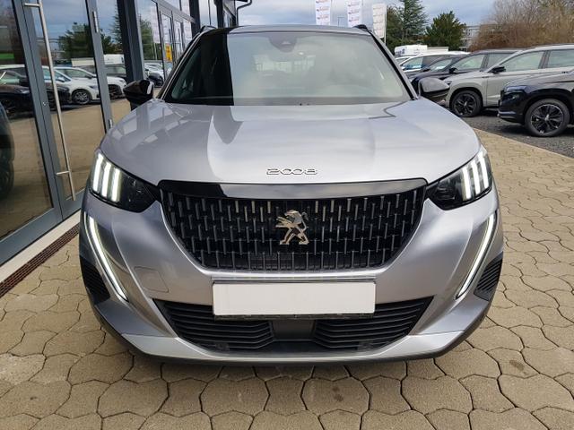 Peugeot / 2008 / Silber / / / 2008 GT 1,2 Automatik 96KW/130PS Navi, SHZ, Totwinkel