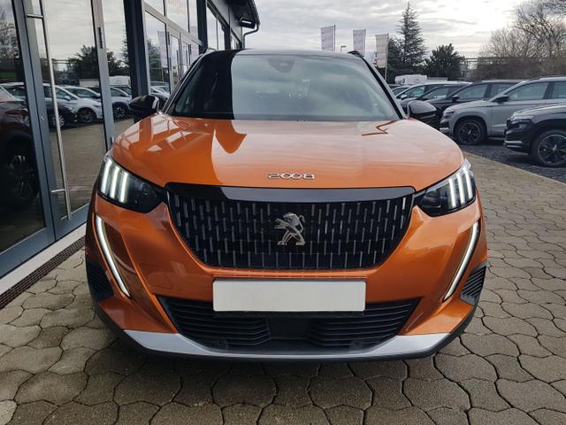Peugeot / 2008 / Orange / / / 2008 GT 1,2 Automatik 96KW/130PS Navi, SHZ, Kamera, ACC