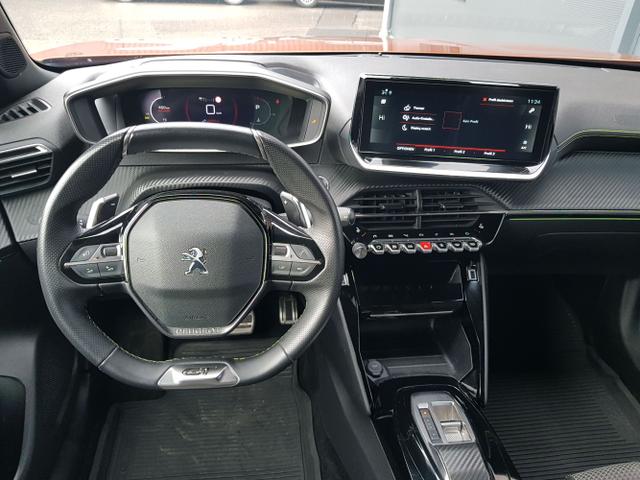 Peugeot / 2008 / Orange / / / 2008 GT 1,2 Automatik 96KW/130PS Navi, SHZ, Kamera, ACC