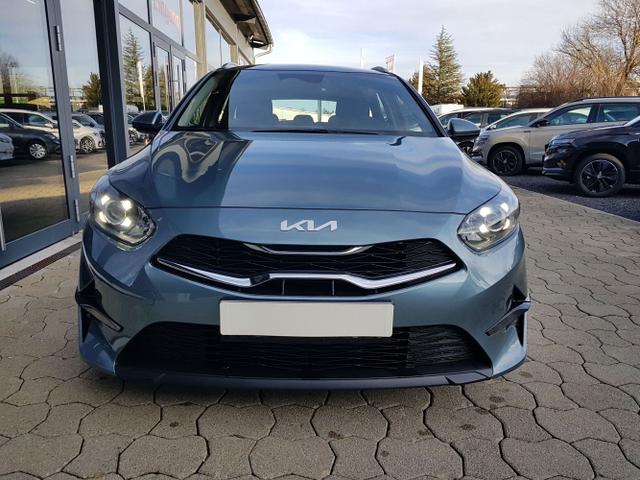 Kia / Ceed Sportswagon / Grau / / / Ceed SW DC Spin 1,5 T-GDI 7DCT Automatik 103KW/140PS Navi, SHZ,