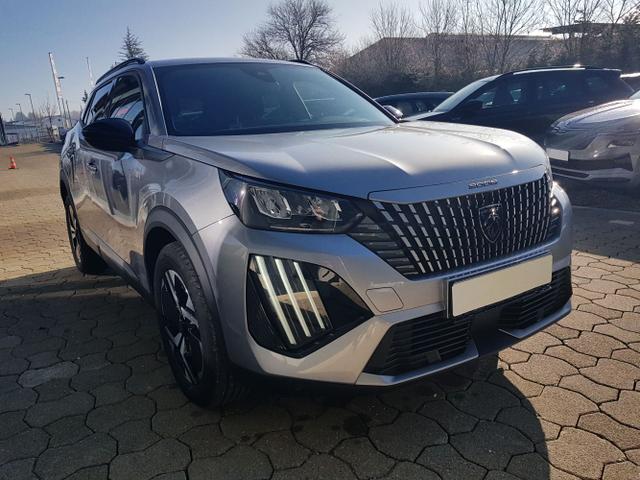Peugeot / 2008 / Silber / / / 2008 Allure 1,2 PureTech 74KW/101PS Navi, SHZ, Kamera