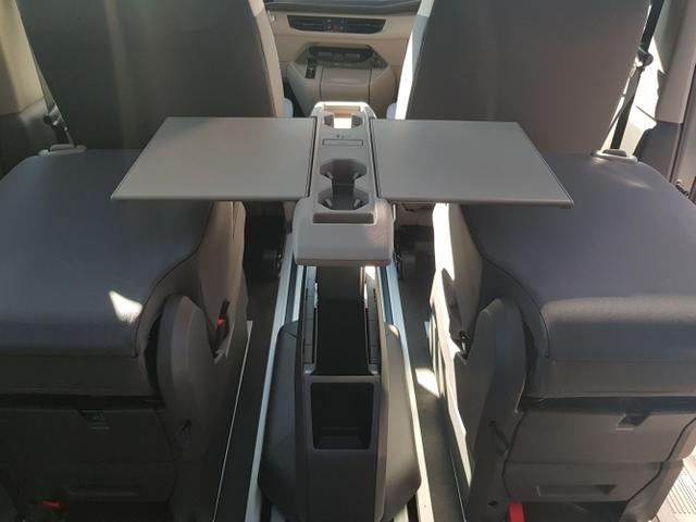 Volkswagen / T7 Multivan / / / / 