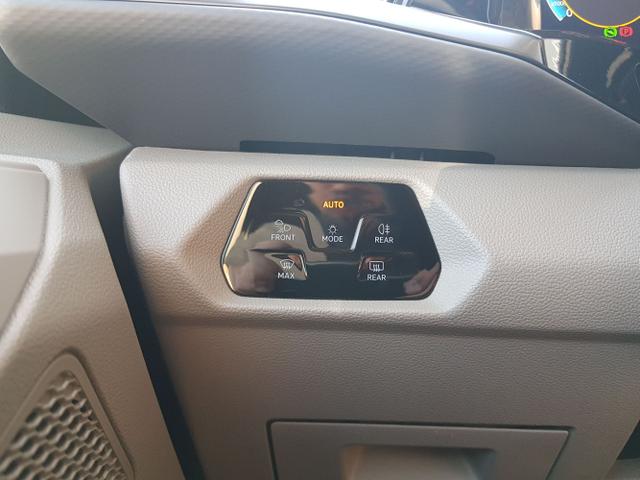 Volkswagen / T7 Multivan / / / / 