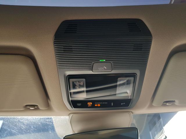 Volkswagen / T7 Multivan / / / / 