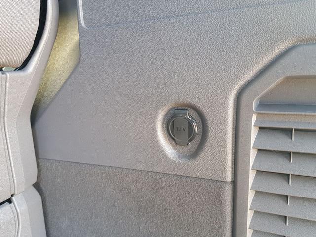 Volkswagen / T7 Multivan / / / / 