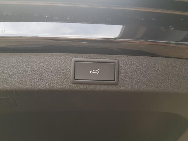 Skoda / Karoq / / / / 