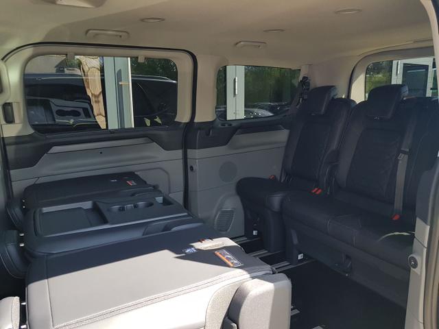 Ford / Tourneo Custom / / / / 