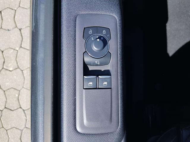 Ford / Tourneo Custom / / / / 