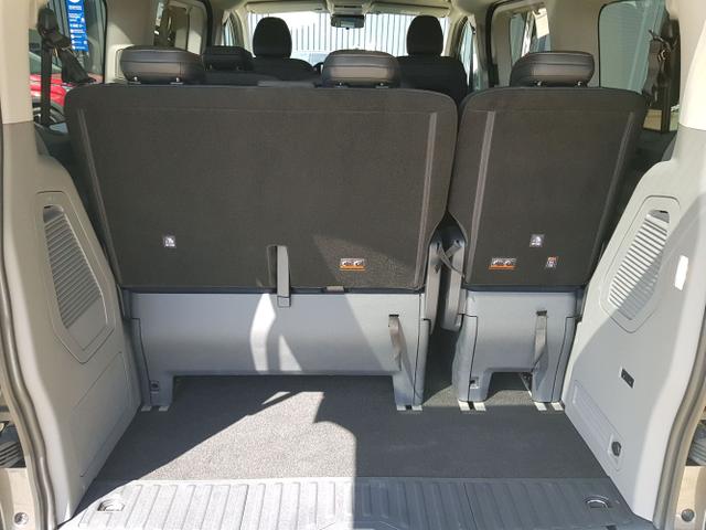 Ford / Tourneo Custom / / / / 